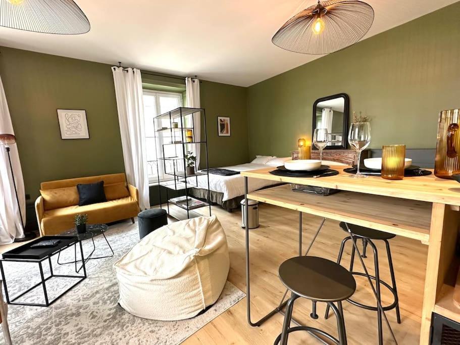 Apartment Bel Bd Foch *